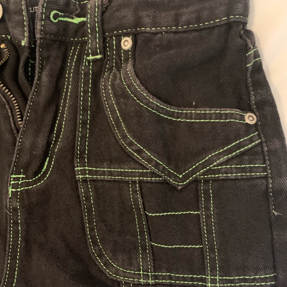 Pretty little thing denim shorts - Picture 3 of 5